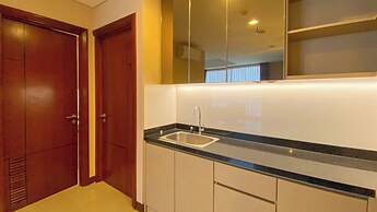 Spacious And Homey 2Br Apartment With Private Lift At The Kencana Resi