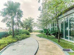 Spacious And Homey 2Br Apartment With Private Lift At The Kencana Resi