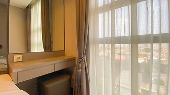 Spacious And Homey 2Br Apartment With Private Lift At The Kencana Resi