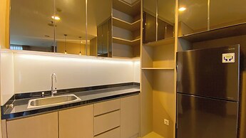 Spacious And Homey 2Br Apartment With Private Lift At The Kencana Resi