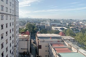 Spacious Luxury 2Br At Majesty Apartment