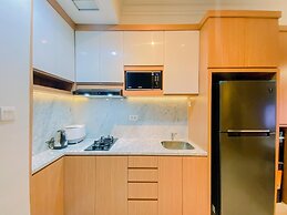 Comfort And Nice 2Br Apartment At Casa Grande Residence