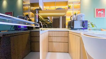 Homey And Good Place 2Br Transpark Bintaro Apartment