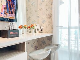 Good Deal And Scenic Studio At Menteng Park Apartment