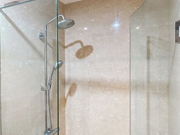 Good Deal And Scenic Studio At Menteng Park Apartment