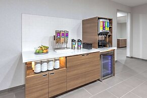 Home2 Suites Dallas I-30 Cockrell Hill