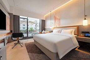 Howard Johnson by Wyndham Life Kunming Guandu Hotel