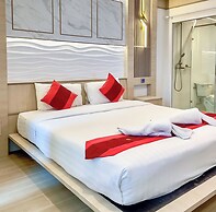 Ruean Phae Royal Park Hotel