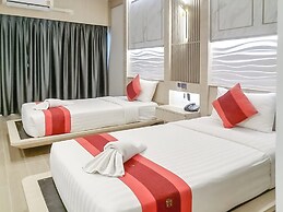 Ruean Phae Royal Park Hotel