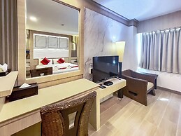 Ruean Phae Royal Park Hotel