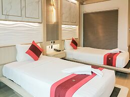 Ruean Phae Royal Park Hotel