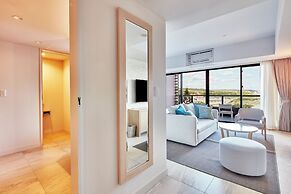 Hotel Shigira Mirage Beach Front