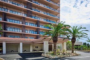 Hotel Shigira Mirage Beach Front