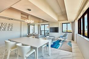 Hotel Shigira Mirage Beach Front