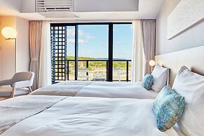 Hotel Shigira Mirage Beach Front