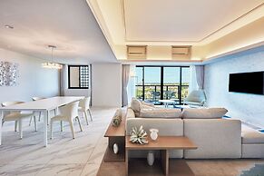 Hotel Shigira Mirage Beach Front