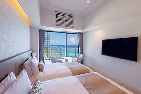 Hotel Shigira Mirage Beach Front