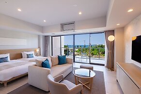 Hotel Shigira Mirage Beach Front