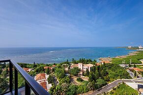 Hotel Shigira Mirage Beach Front