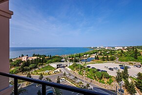Hotel Shigira Mirage Beach Front