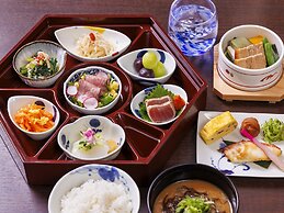 Hotel Shigira Mirage Beach Front