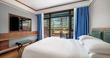 Nostalgia S Hotel -Kunming North Railway