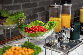 Nostalgia S Hotel -Kunming North Railway