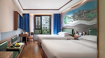 Nostalgia S Hotel -Kunming North Railway