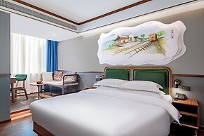 Nostalgia S Hotel(Kunming Old Street )