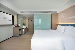 Yizhi Hotel Changgang metro Station