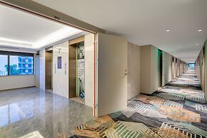 Yizhi Hotel Changgang metro Station