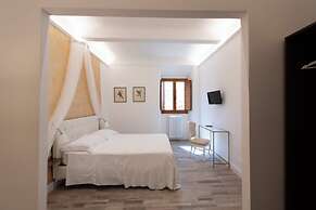 LC41 Suites