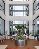 LEV Lifestyle Hotel - Maestro