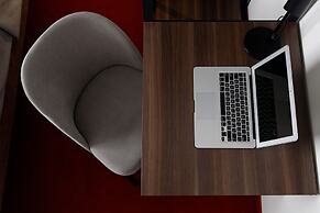 LEV Lifestyle Hotel - Maestro