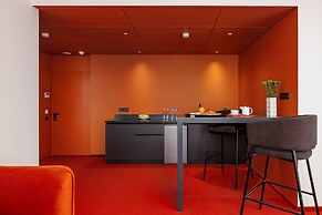 LEV Lifestyle Hotel - Maestro