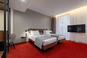 LEV Lifestyle Hotel - Maestro