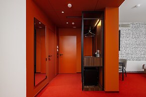 LEV Lifestyle Hotel - Maestro