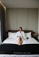 LEV Lifestyle Hotel - Maestro