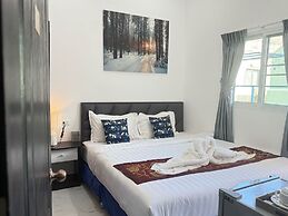 Heaven House Restro & Bar