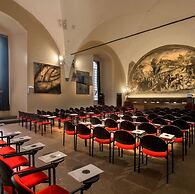 La Nova Bed and Museum