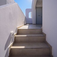 Elia Pyrgos Suites