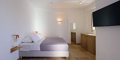 Elia Pyrgos Suites