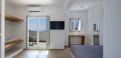 Elia Pyrgos Suites
