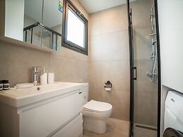 Superfresh Penthouse Studio Apartment With sea View