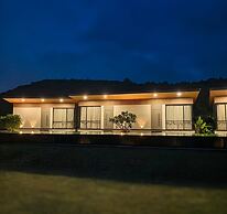 River's Edge By Escape Stays