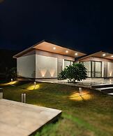 River's Edge By Escape Stays