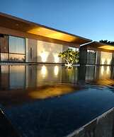 River's Edge By Escape Stays