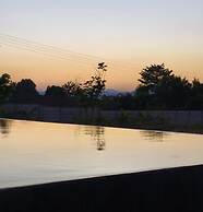 River's Edge By Escape Stays