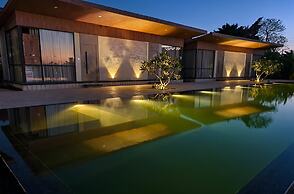 River's Edge By Escape Stays