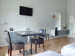 triple a Apartments in Altfeld